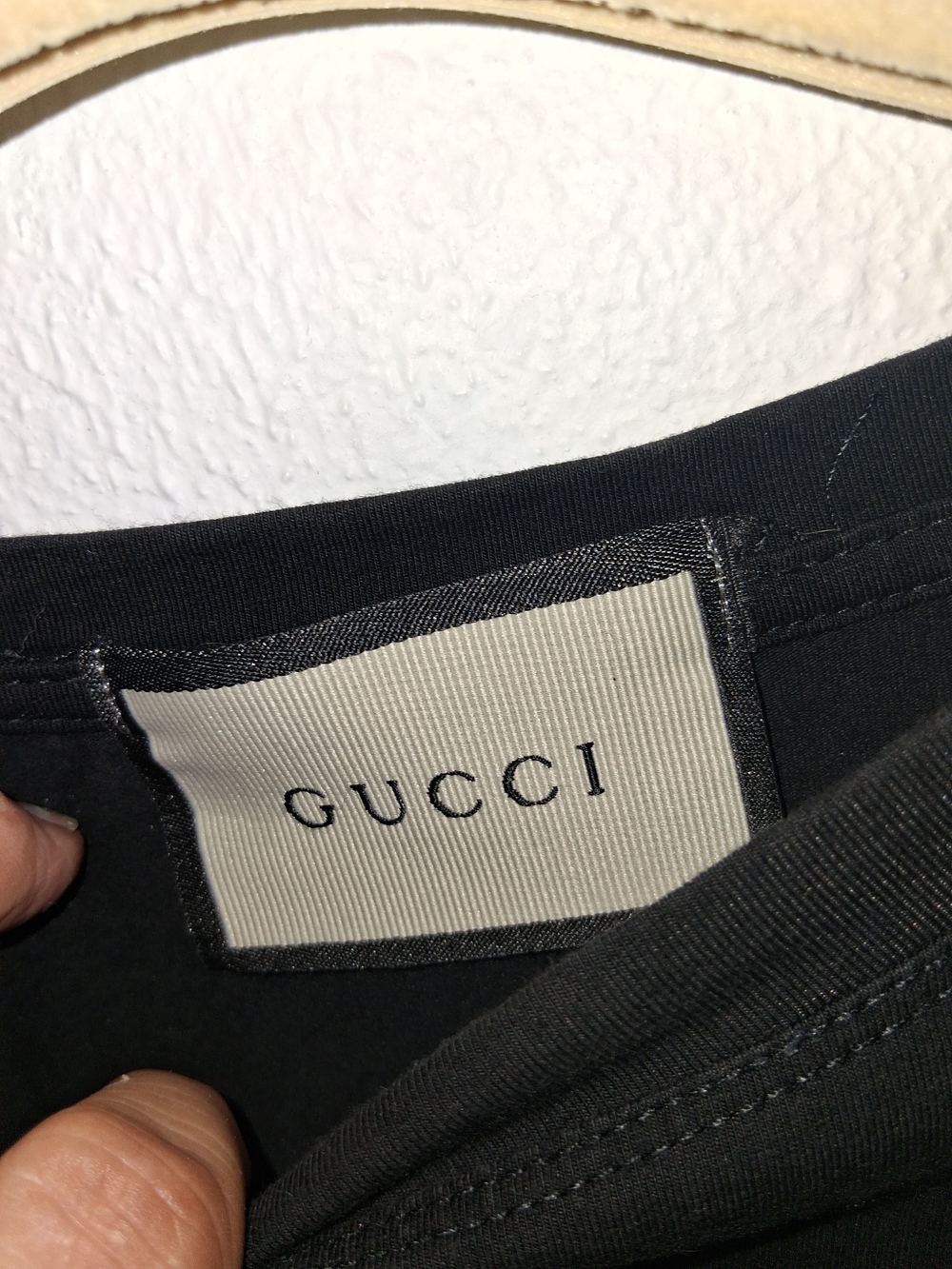 Gucci Women Black Logo Tee with Crystal Embellishment.Size.S - Picture 4 of 5
